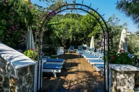 Unique-Boutique Class - Adults Only - 29