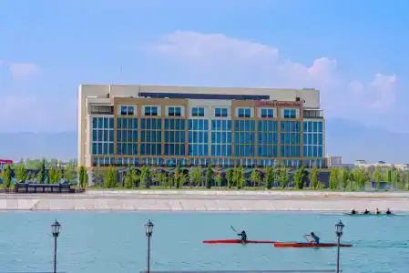 Hilton Garden Inn Samarkand Afrosiyob - 16