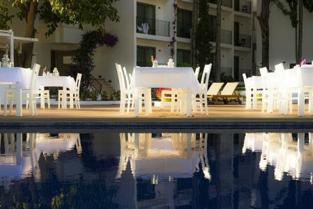 Liv By Bellazure - 21