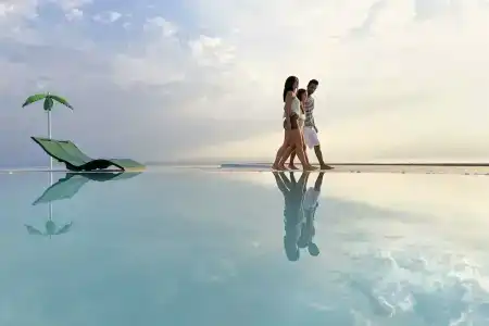 Alexandra Elegance Bridging Generations - 37