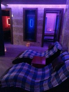 Lavinia Apart & - 35