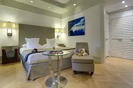 Melia Genova - 40