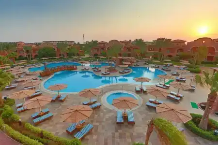 Charmillion Gardens Aquapark - 39