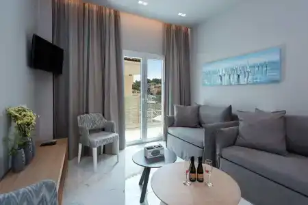 Melina Bay Boutique - 18