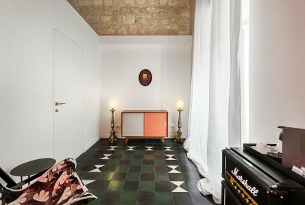 A.D. 1768 Boutique - 31