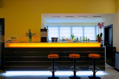 Best Western Crystal Palace - 49