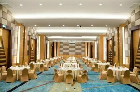 A-ONE Pattaya Beach Resort - 38