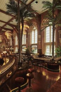 St. Pancras London, Autograph Collection - 37