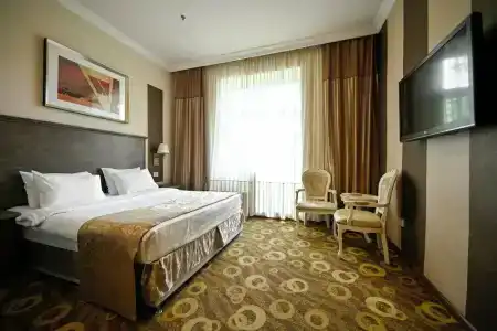 Imperial Palace Yerevan - 1