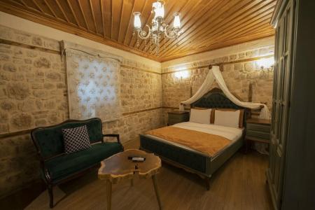 White Garden-Adult Only - 45