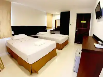 Sunshine Hostel - 29