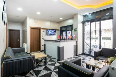 Campus Boutique - 42