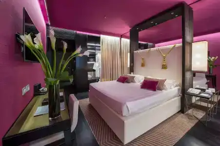 Sina Bernini Bristol, Autograph Collection - 31