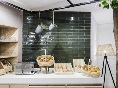 ibis Styles Lisboa Centro Marquês de Pombal - 14