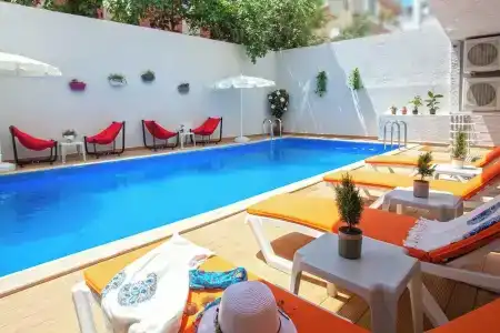 Old Town Point & Spa - 5