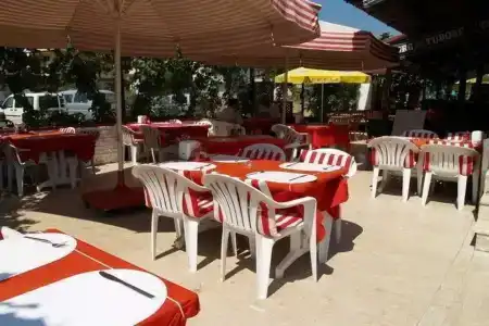 Atlantis Apartments - 12