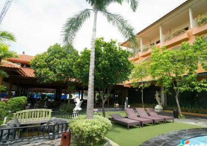 Febri's & Spa - 39
