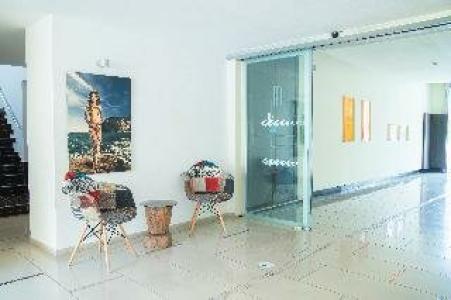 Marina 10 Design & Spa - 8