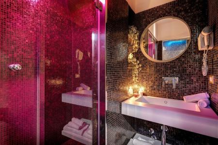 Dharma Style & Spa - 19
