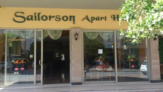 Sailorson Apart - 39