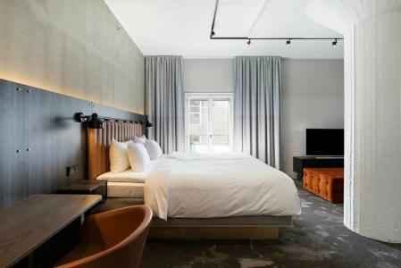 Radisson Blu Seaside, - 39