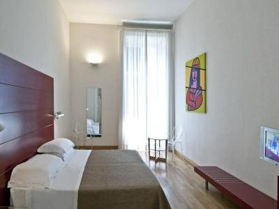 Piazza Bellini & Apartments - 34