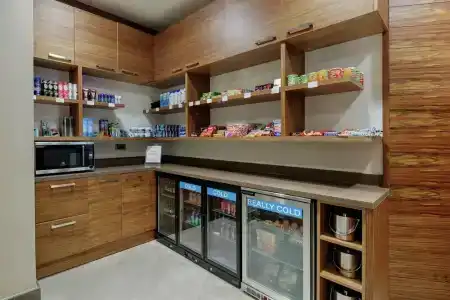 Hilton Garden Inn - 34