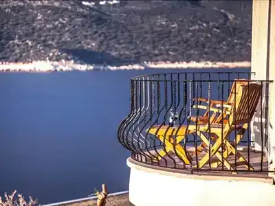 Mekvins Deniz Feneri Lighthouse - 25