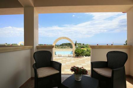B&B Hibiscus - 18