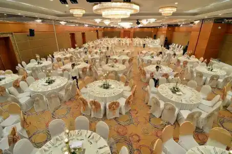 DoubleTree by Hilton Van - 15