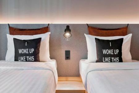 Moxy Frankfurt City Center - 12