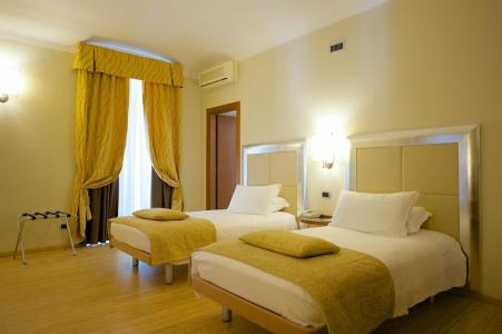 Best Western Crystal Palace - 34
