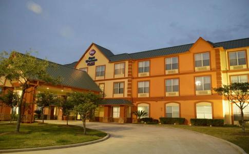 Best Western Plus Hobby Airport Inn Suites - 34