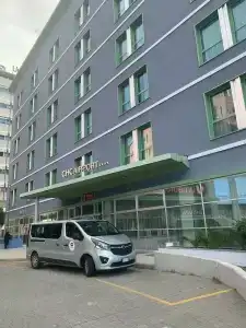 Best Western Premier CHC Airport - 3