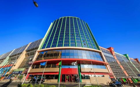 Ramada by Wyndham Lisbon - 5