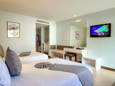 Patong Resort - 43