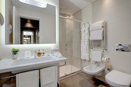 Singer Palace Roma - 45