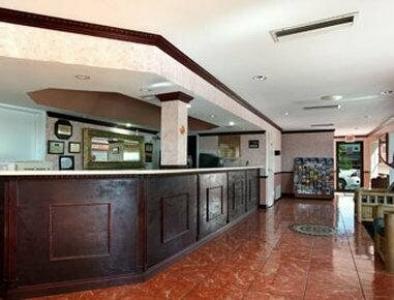 Howard Johnson by Wyndham Ft. Myers FL - 19