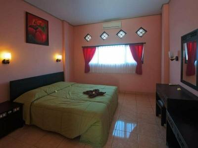 Pesona Beach Inn - 35