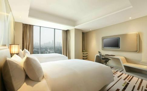 DoubleTree by Hilton Jakarta - Diponegoro - 1