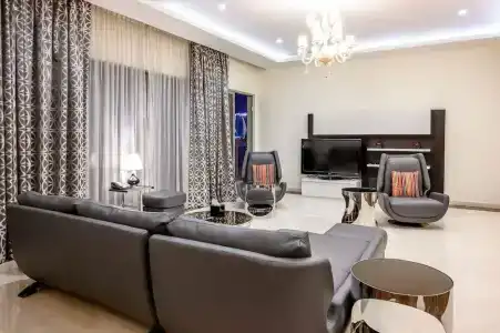 Ramada by Wyndham Downtown Dubai - 12