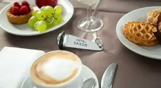 Saxon - 6