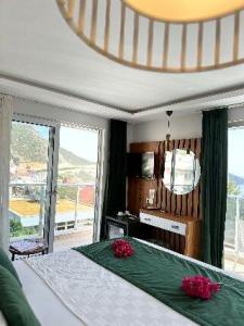 Mogons Exclusive - 29