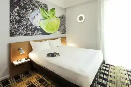 ibis Styles Napoli Garibaldi - 10