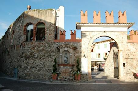 Corte San Luca Apartments - 3
