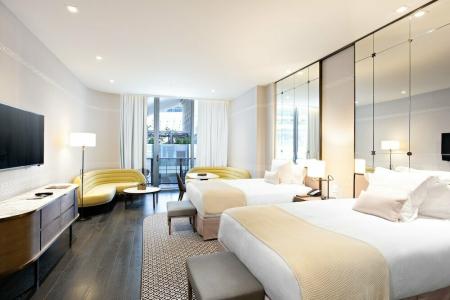 SLS Lux Brickell - 18