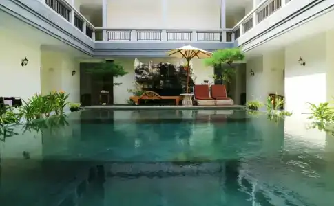 Teges Inn Kuta - 2