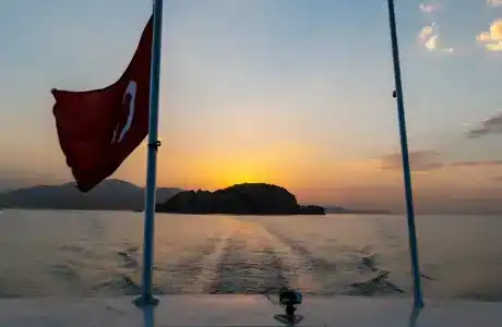 DoubleTree by Hilton Van - 25