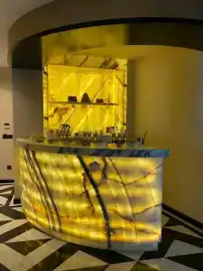 Charisma de Luxe - 45