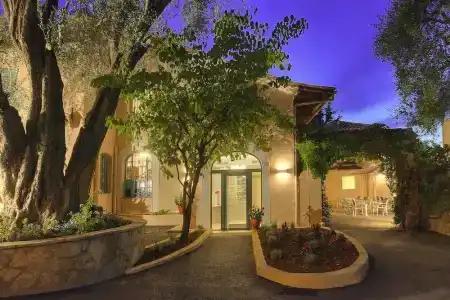 La Bastide de l'Oliveraie - 16